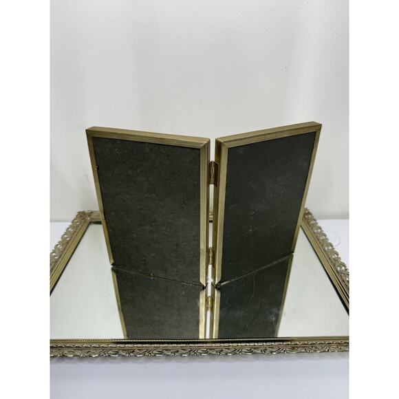 Vintage MCM Gold Tone Ornate Metal Tabletop Double Pictures Frame - Picture 6 of 9